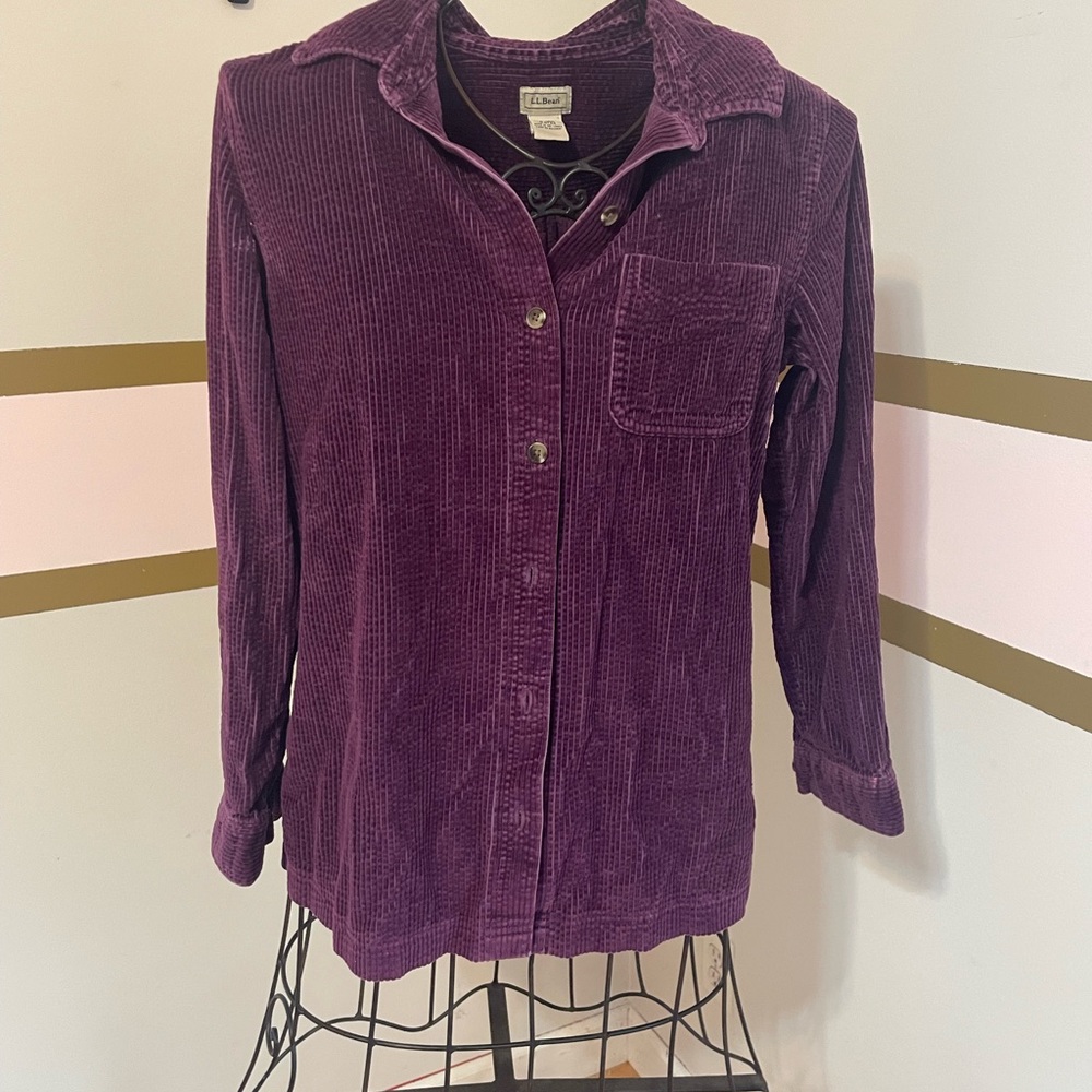 VINTAGE LL BEAN CORDUROY BUTTON DOWN